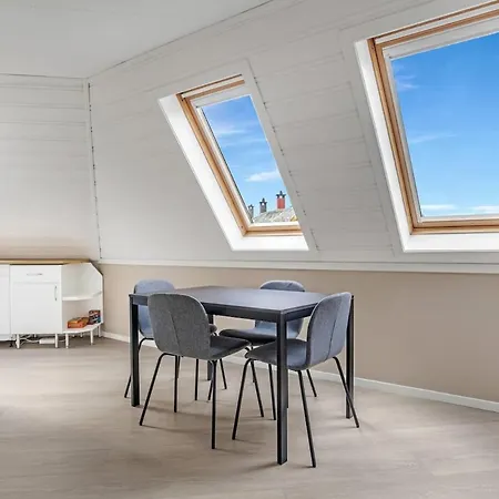 Top-Floor Apartment In Bergen * Bergen