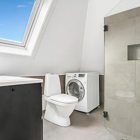 Top-Floor Apartment In Bergen Apartment *