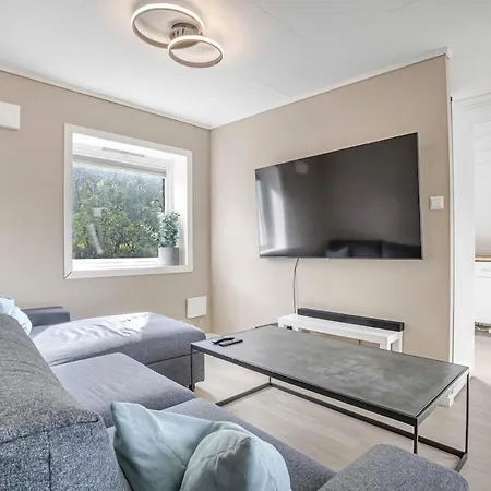 Top-Floor Apartment In Bergen *
