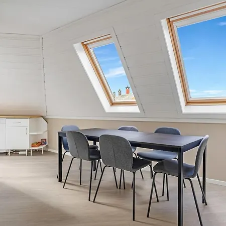 Top-Floor Apartment In Bergen Bergen