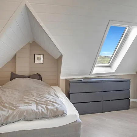 Top-Floor Apartment In Bergen Bergen