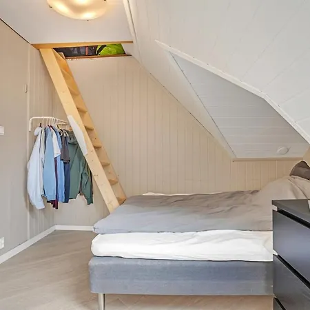 Apartment Top-Floor Apartment In Bergen